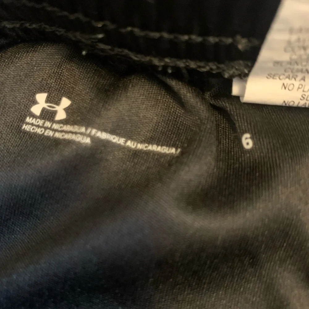 Under Armour Men's Black and Red Athletic Shorts